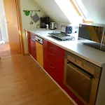 Séjour chez l'habitant Messeapartment, Messezimmer *