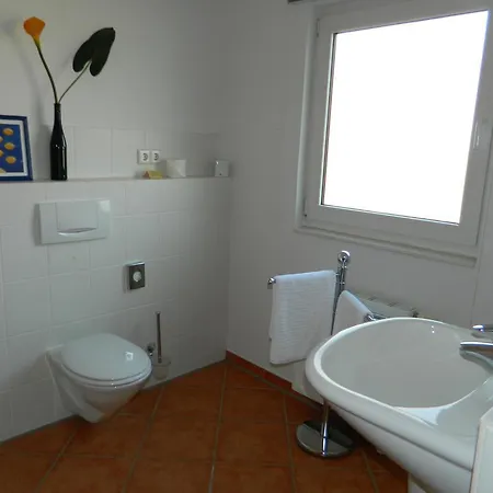 Messeapartment, Messezimmer Δωμάτια σε οικογενειακή κατοικία