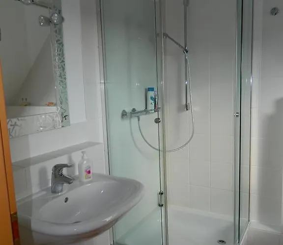 Alloggio in famiglia Messeapartment, Messezimmer *