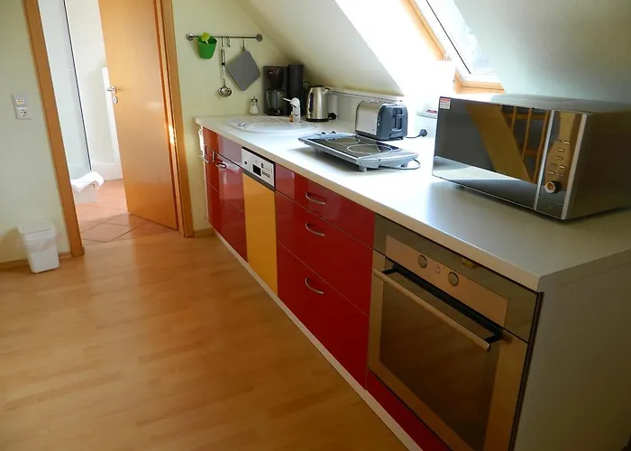 Alloggio in famiglia Messeapartment, Messezimmer *